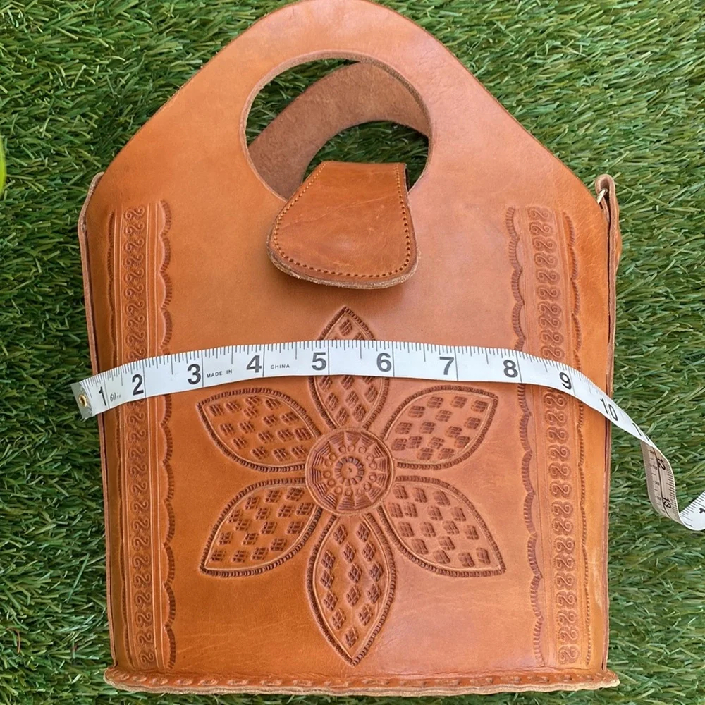 Handmade Tooled Flower Leather Bucket Bag - Picture 16 of 16